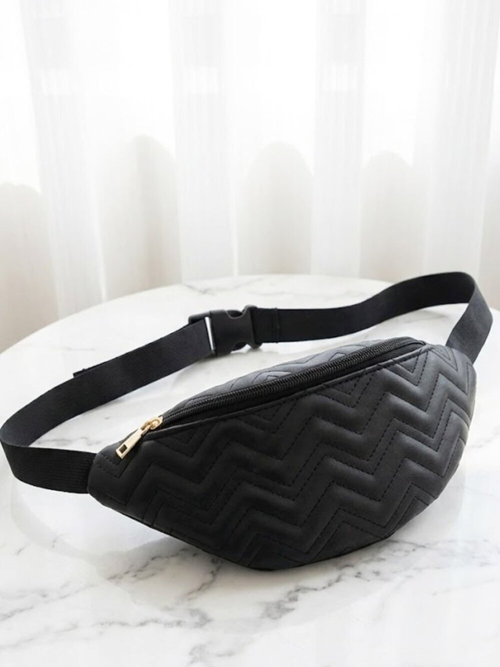 Ladies Black Fanny Pack - Zig Zag